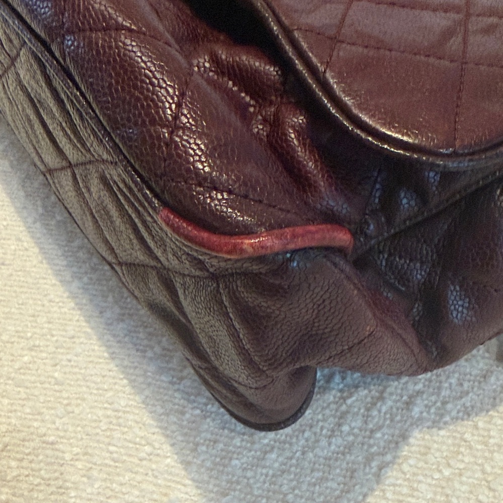 CHANEL
Burgundy Quilted Glazed Caviar Leather Large Shiva Flap Shoulder Bag - Picture 6 of 17